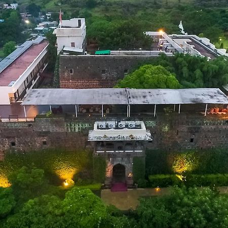 Fort Jadhavgadh -A Gadh Heritage Hotel Sasvad Экстерьер фото