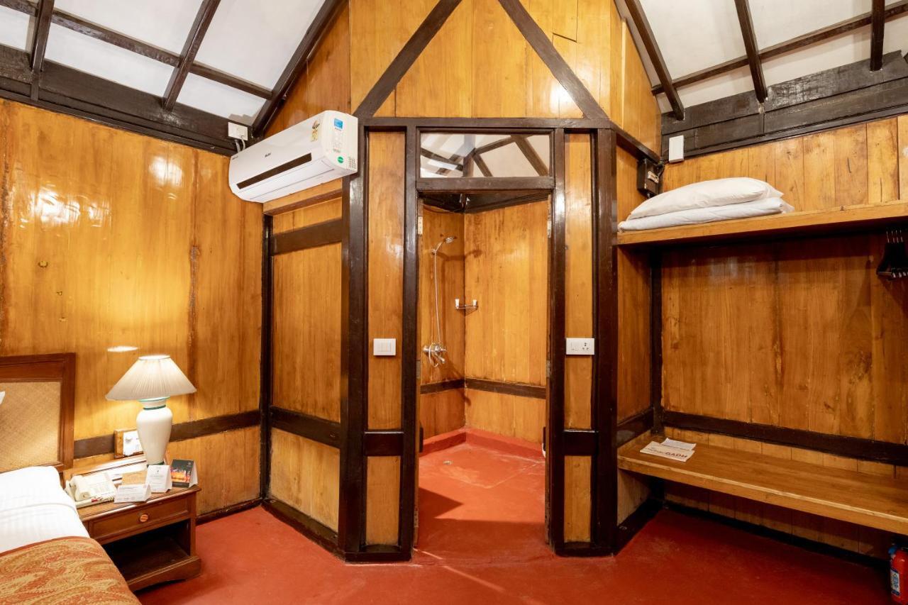 Fort Jadhavgadh -A Gadh Heritage Hotel Sasvad Экстерьер фото