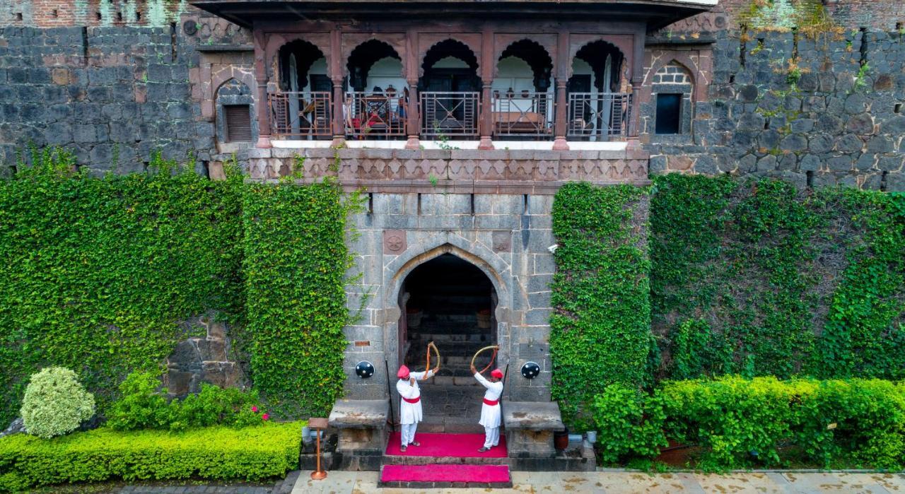 Fort Jadhavgadh -A Gadh Heritage Hotel Sasvad Экстерьер фото