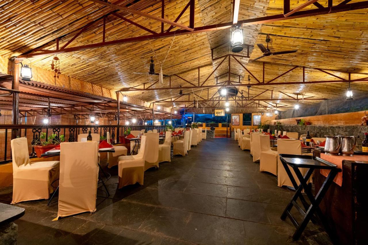 Fort Jadhavgadh -A Gadh Heritage Hotel Sasvad Экстерьер фото